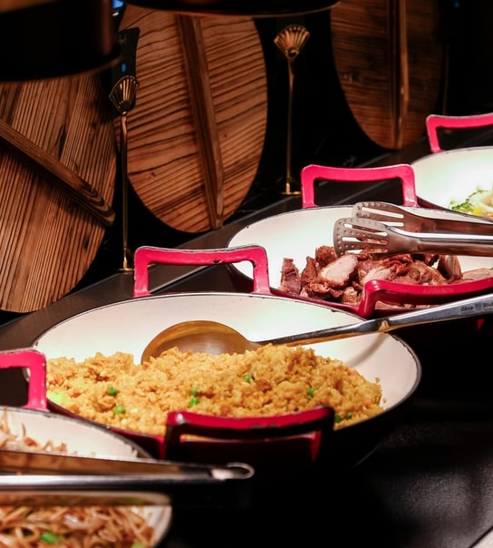 Overdådig asiatisk frokostbuffet hos Chop-Sticks 