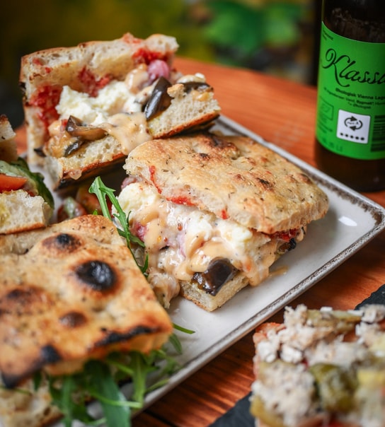 Valgfri Sandwich eller Pizza hos lokalfavoritten Rosetta på Østerbro