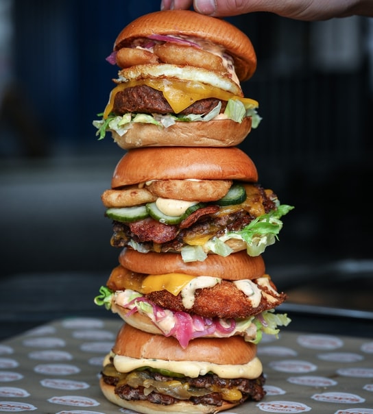 Valgfri Burger hos POP's Diner - Sommerens Bedste Burger under Buen