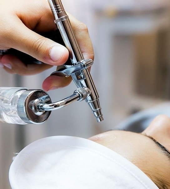 Luksus-ansigtsbehandling - Spar 68 %