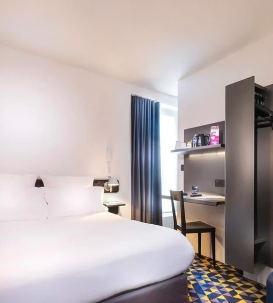 Oplev Sensommeren i Romantiske Paris