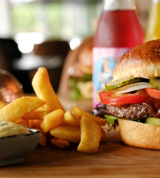 Valgfri Burgercombo inkl. Drikkevare - Spar op til 50 %