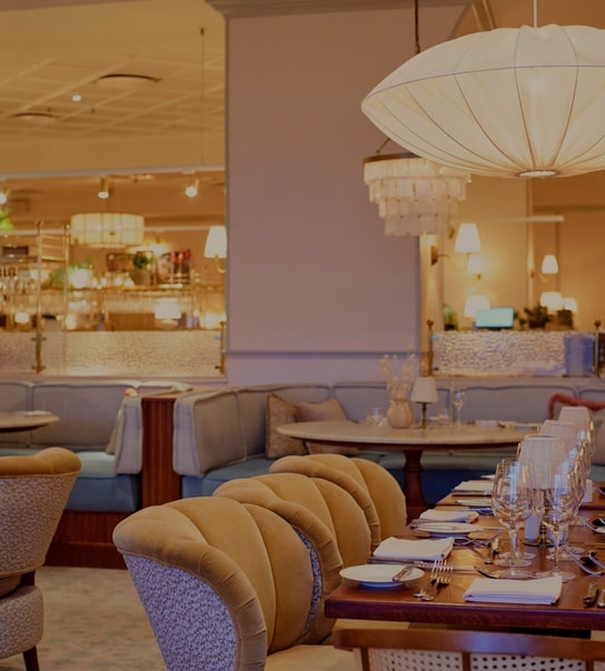 Luksuriøs brunchbuffet og Pool Club på Marienlyst Strandhotel