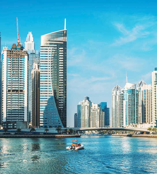 Oplev Dubai med Apollo