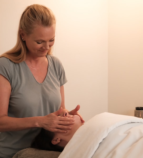 Lifting Gua Sha - Spar over 45 %