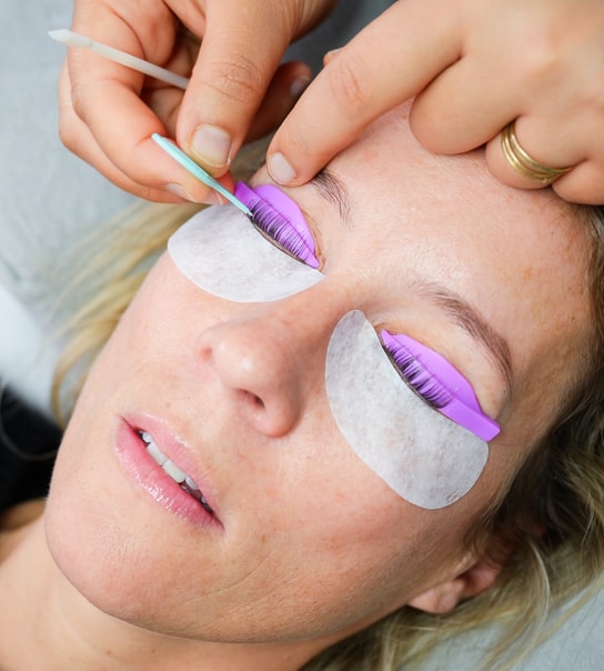 Lash Lift m. farve - spar over 50 %!