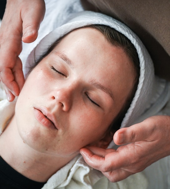 ½ pris på Ansigtsmassage - 30/50 min.