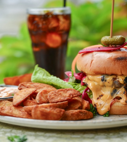 Burgermenu Med Sprøde Fritter