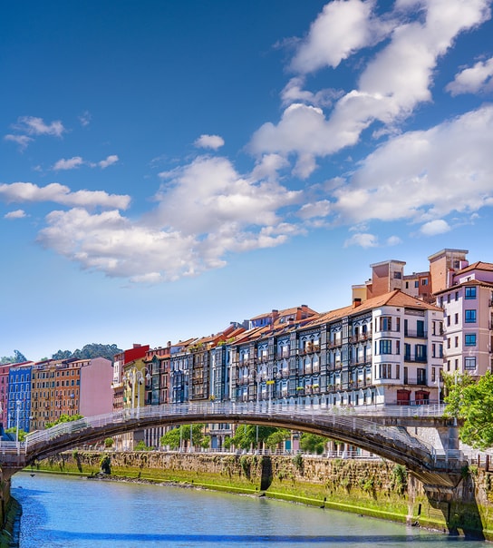 Besøg billedskønne Bilbao