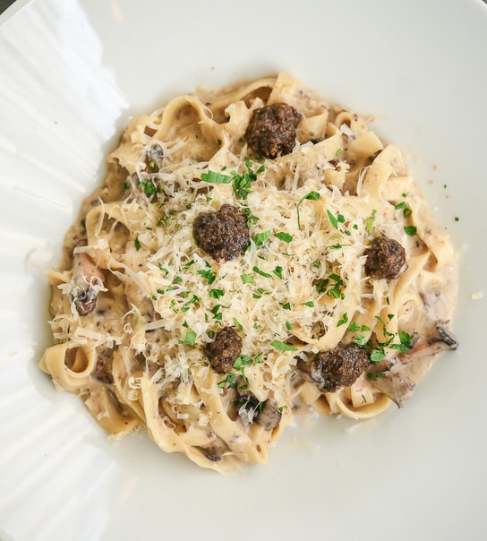 Pasta + Valgfri Dessert på Darling