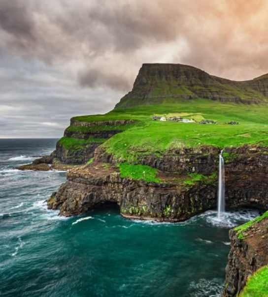 Oplev fascinerende Færøerne