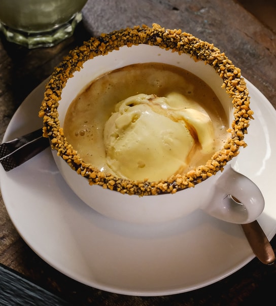 Valgfri Kage + Drik - Chocolate By Hartmann