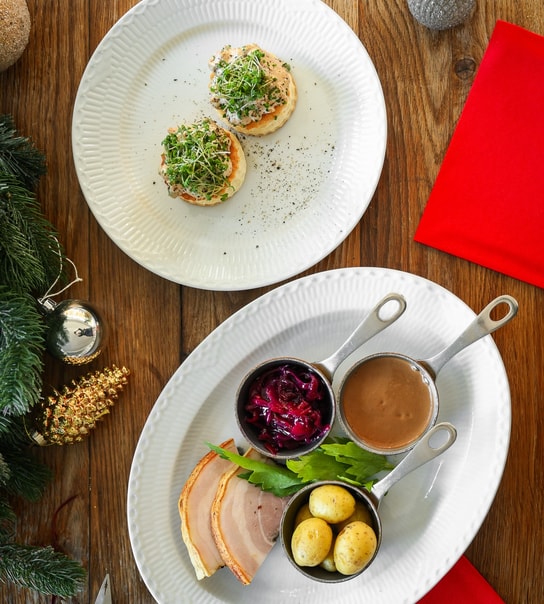 Strandmøllekroens Julebord - En højtidelig menu i stemningsfyldte omgivelser!