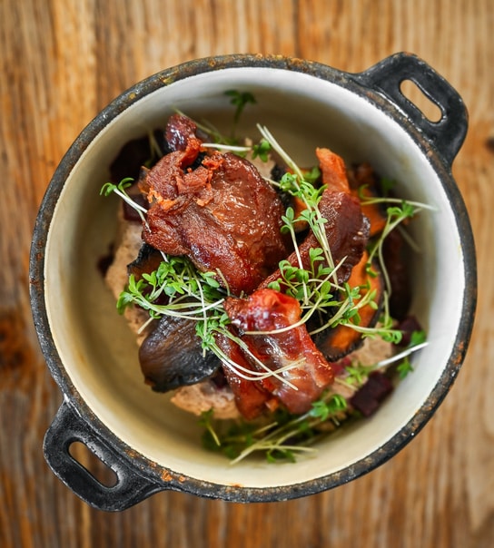 Strandmøllekroens Julebord - En højtidelig menu i stemningsfyldte omgivelser!