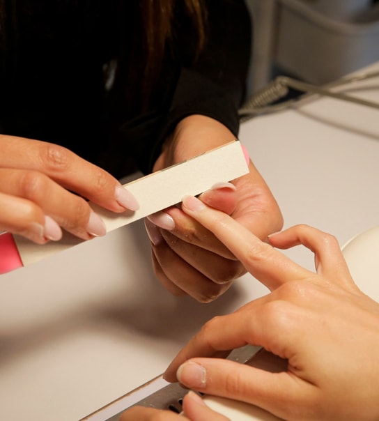 Mani- og Pedicure m. CND Shellac