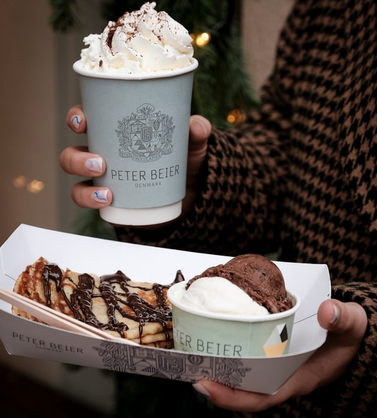Hjemmelavet Crêpe + Valgfri Varm Drik @ Peter Beier Chokolade