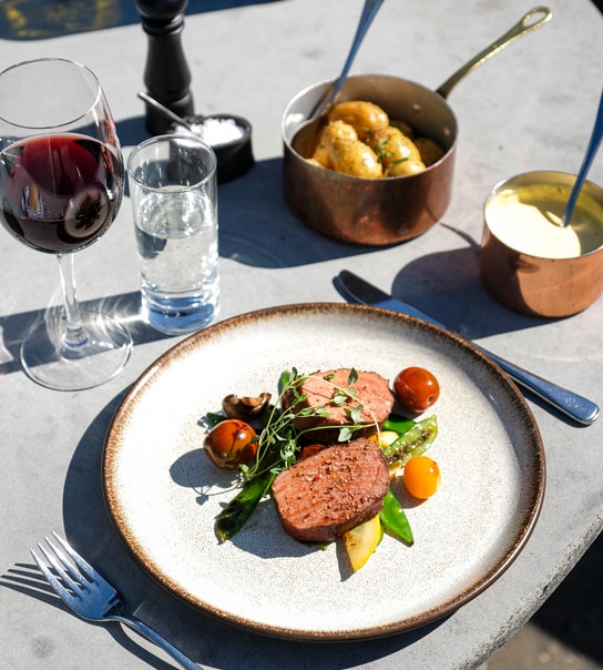 Julegave: 5-Retters Frokost på Restaurant Arken - Udsigt over Køge Bugt