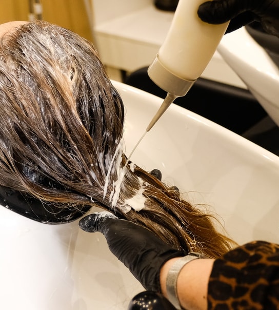 Frisør Pigalle - Klip og Farvning