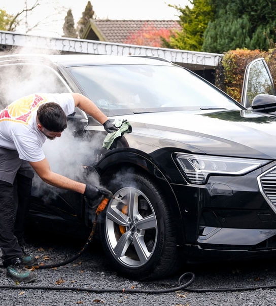 Udkørende Bilrengøring - Lion Carwash