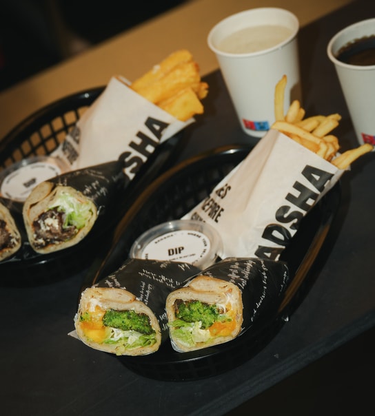 Valgfri Roll Combo @ Badsha Nørrebro - Kvalitetsshawarma Skabt Af Michelin-kok