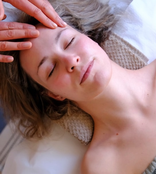 Ayurvedisk massage & behandlinger