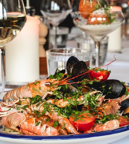 4-Retters Italiensk Gastronomi & Vinmenu | Como Indre By