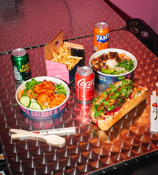 Valgfri Combo @ Banh Banh - Prøv Nudelsalater, Congee el. Banh Mi's