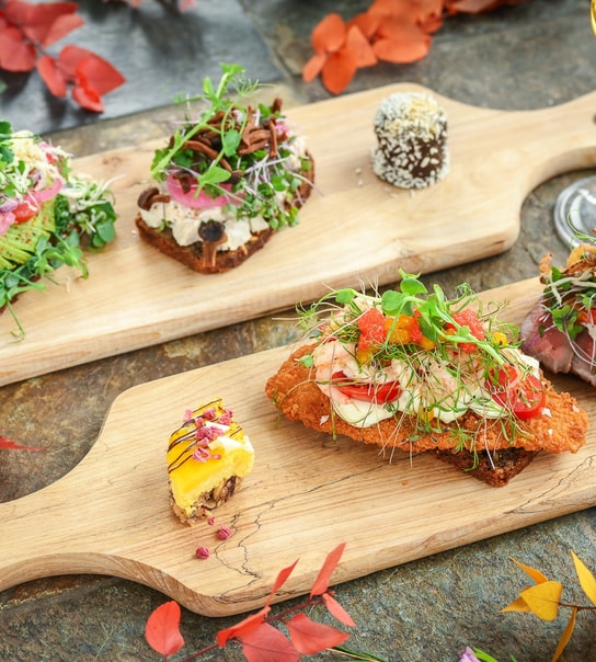 2 Valgfri Smørrebrød + Sødt Hos Florie