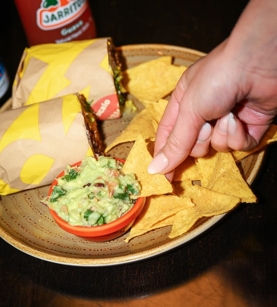Valgfri Burrito/Bowl + Nachos @ Zócalo - Hjemmelavet Cali-Mex Med Kant!