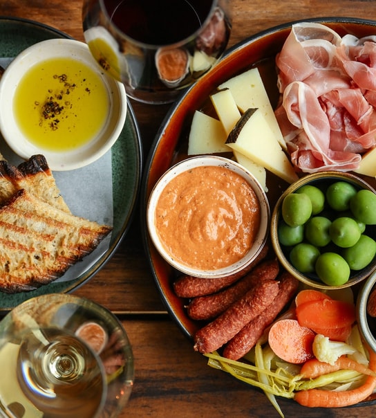 Charcuterie & Vin - Vestervino