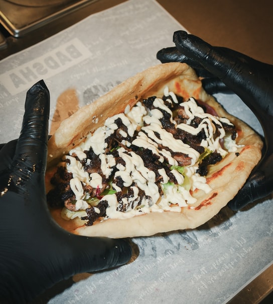 Valgfri Roll @ Badsha - Kvalitetsshawarma Skabt Af Michelin-kok