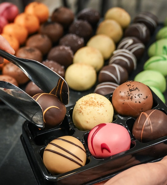 6 Valgfri Romkugler Til ½ Pris