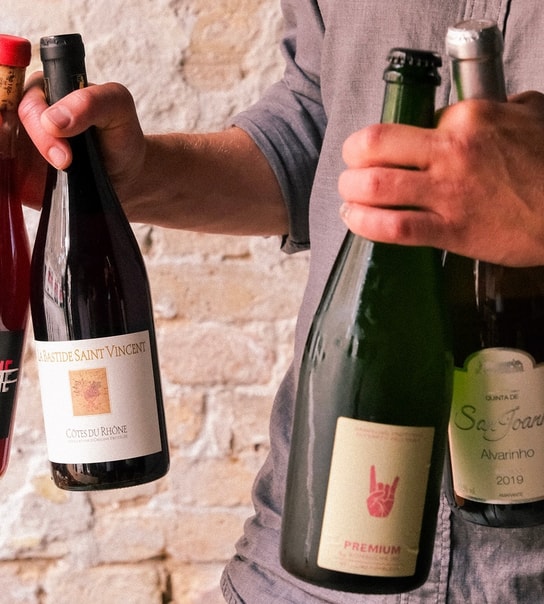 Valgfrit Glas Vin + Charcuterie @ Vesterhus - Gode Glas & Endnu Bedre Stemning