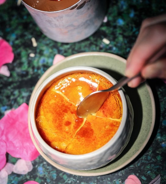 Galentines Day @ Alexanders Bistro - Hvem Skal Du Fejre Venskabet Med?