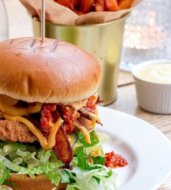 Valgfri Combo @ Vesterbros Originale Burgerrestaurant - Stadig Absolut Topklasse!