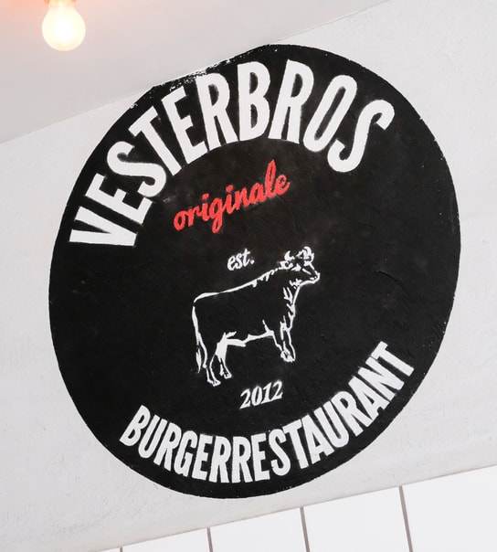 Valgfri Combo @ Vesterbros Originale Burgerrestaurant - Stadig Absolut Topklasse!