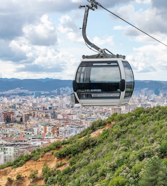 Oplev Albaniens hovedstad: Tirana