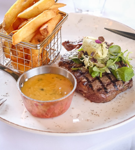 Valgfri 3-retters på Dag H - Mærk Vinterstemningen på Østerbros Skønneste Beliggenhed