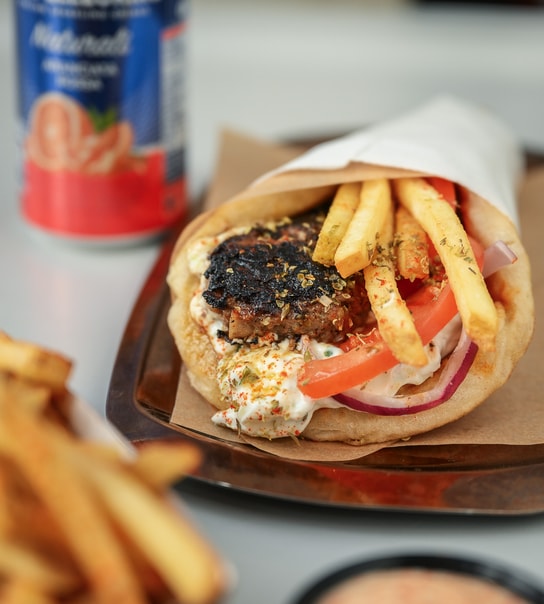 Valgfri Pita-combo @ Abaco på Østerbro - Lækker Mad, Gode Venner og Zero Waste!