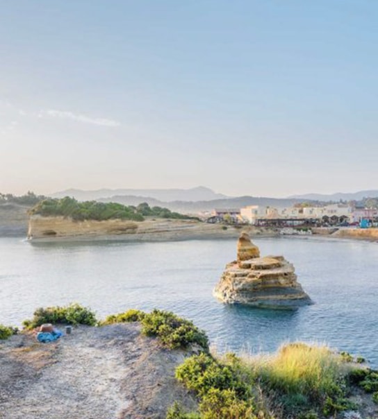 Apollo: Strand-ferie på Korfu