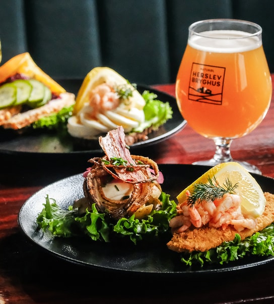 2 Smørrebrød - Gæstgivergaarden 