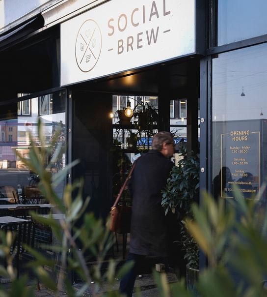 Valgfri Breakfast Plate @ Social Brew  - En Komplet Morgen i Hyggelige Omgivelser