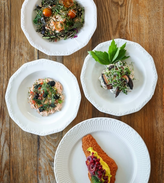 4-Retters Frokost på Strandmøllekroen i Klampenborg