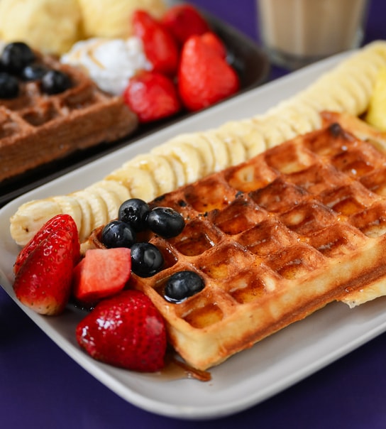 Valgfri Vaffel + Varm Drik