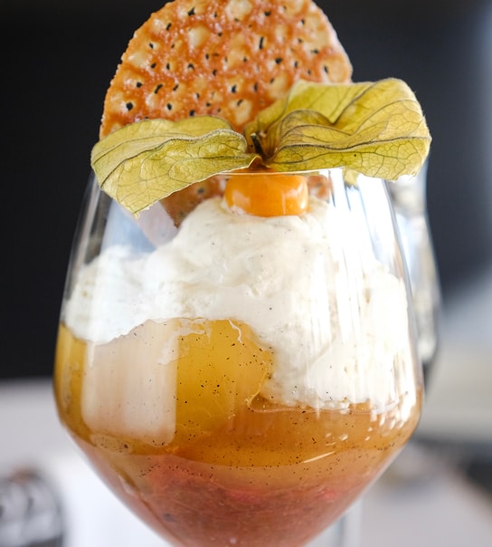 2-Retters Signaturfrokost på No. 22 Bistro - Nyd Forårssolen & Udsigten over Rungsted Havn