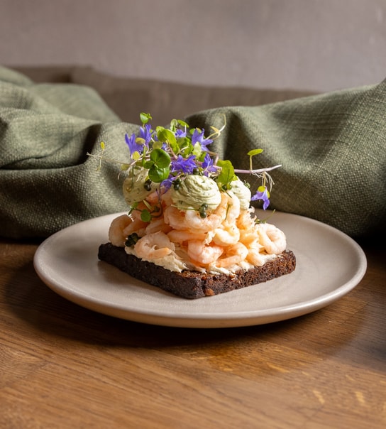 2 Valgfri Smørrebrød @ Norrlyst - Bib Gourmand-anerkendt Frokostoplevelse