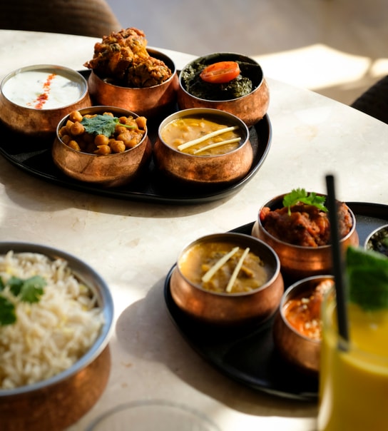 Indisk Thali Menu hos Namaste