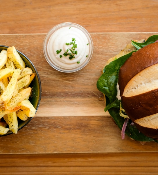 Gourmetburger + Fritter - Cocorico 