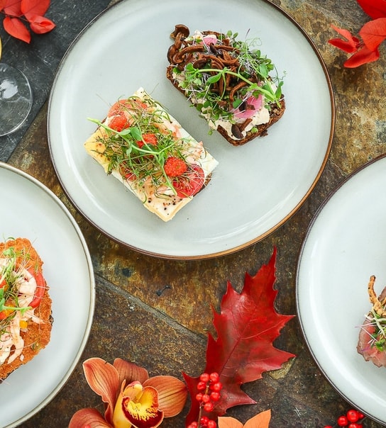 2 Valgfri Smørrebrød + Sødt Hos Florie