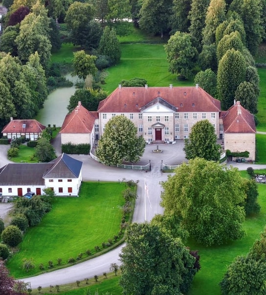 Slotsophold på Skjoldenæsholm